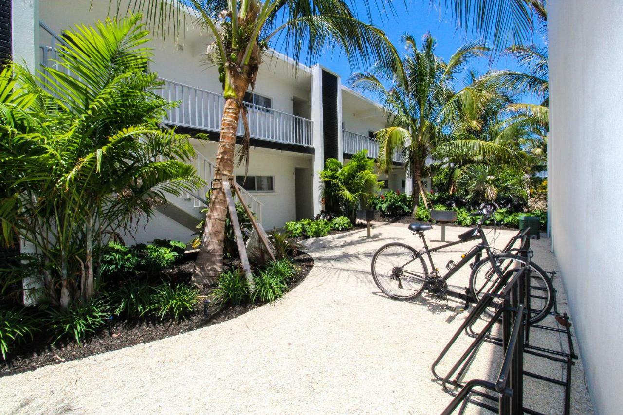 Hotel Bali Beachfront And 3*